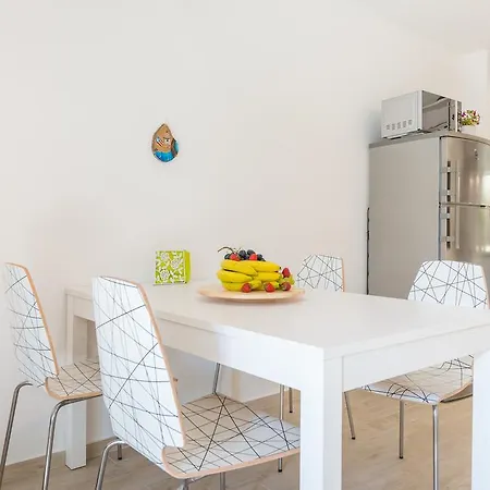 Apartment Oasis *