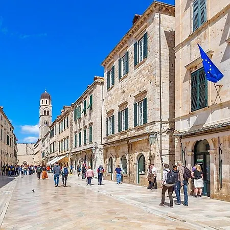Διαμέρισμα Oasis *